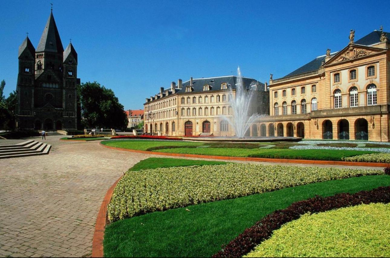 Serenity Bed Palace 2 Metz Gare Экстерьер фото